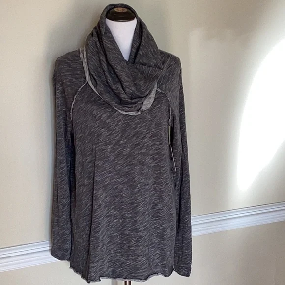Free People NWT charcoal gray long sleeve tunic with cowl neck/ hoodie s… - Picture 2 of 6